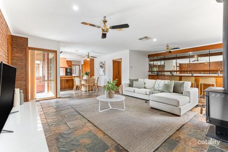Property photo of 3 Stayton Close Deer Park VIC 3023