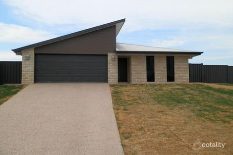 Property photo of 30 Scenic Drive Emerald QLD 4720