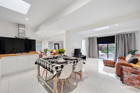 Property photo of 3 Janfourd Court Mount Waverley VIC 3149