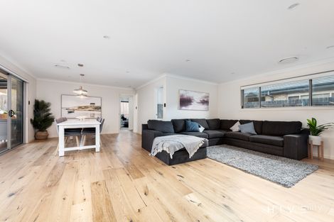 Property photo of 9 Utz Street Coombs ACT 2611