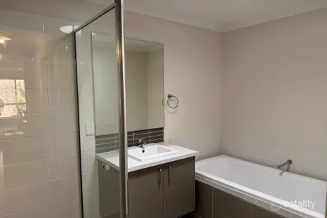 Property photo of 118 Sovereign Drive Mount Duneed VIC 3217