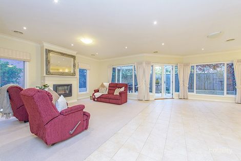 Property photo of 5 Woods Place Rowville VIC 3178