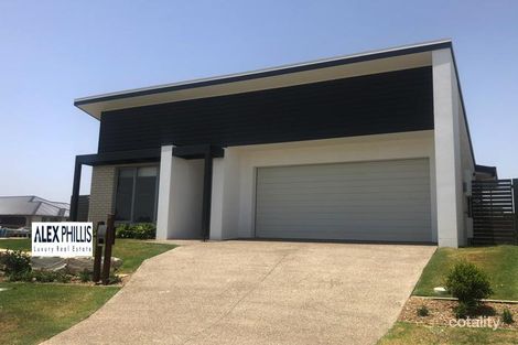 18 Greenview Cct, Arundel, QLD 4214