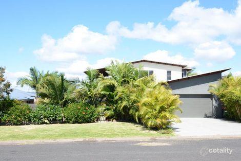 Property photo of 18 Surfsound Avenue Wallabi Point NSW 2430