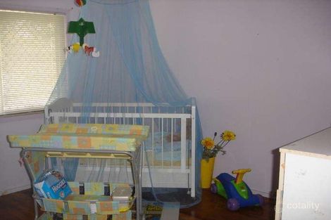 Property photo of 6 Maxwell Street Riverview QLD 4303