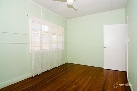 Property photo of 4 David Street Tennyson QLD 4105