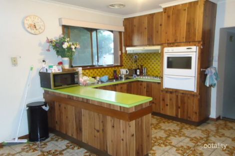 Property photo of 46 Randwick Drive Keilor Park VIC 3042
