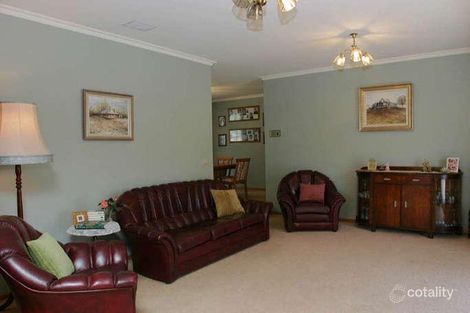 Property photo of 35 Howell Drive Berwick VIC 3806