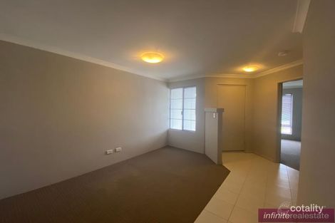 Property photo of 14 Melnik Street Caversham WA 6055