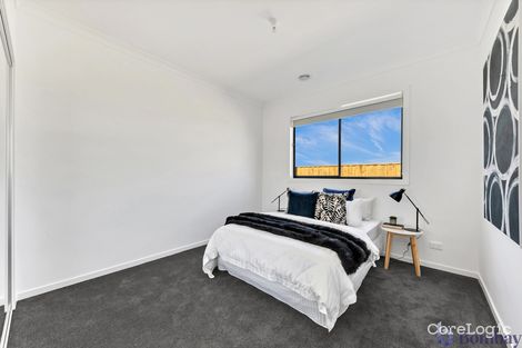 Property photo of 8 Attenborough Street Wollert VIC 3750