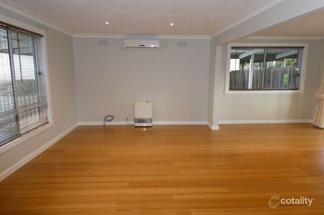 Property photo of 16 Sturt Street Sunbury VIC 3429