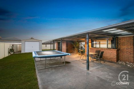 Property photo of 18 Jacaranda Way Pakenham VIC 3810