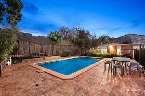 Property photo of 4 Peronne Walk Yallambie VIC 3085