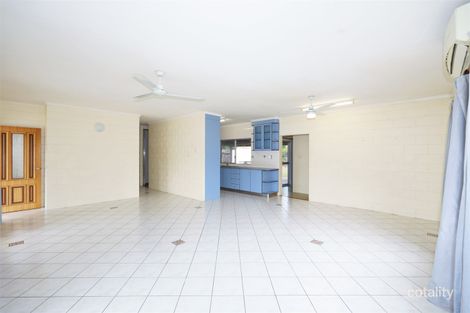 Property photo of 32 Ireland Crescent Whitfield QLD 4870