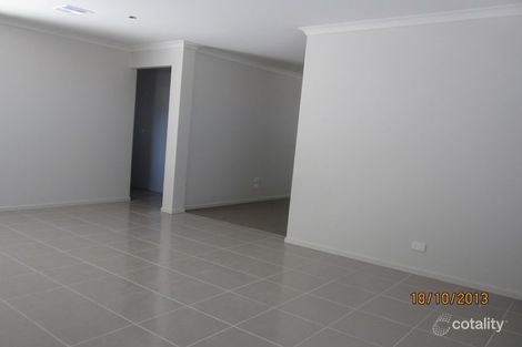 Property photo of 31 Basinview Drive Tarneit VIC 3029
