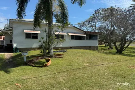 Property photo of 10 Harbour Esplanade Burnett Heads QLD 4670