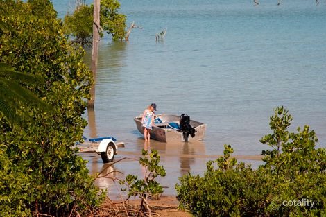 23 Manon St, Armstrong Beach, QLD 4737