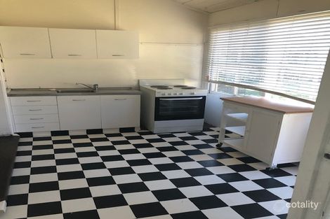 2/241 Lawrence Hargrave Dr, Thirroul, NSW 2515