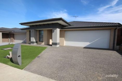 17 Wurrook Cct, North Geelong, VIC 3215
