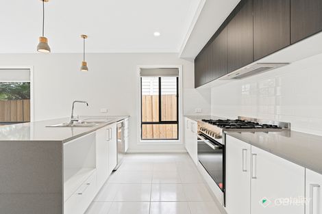 2/74 Beauford St, Huntingdale, VIC 3166