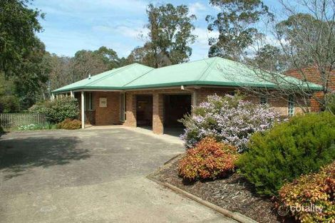 10 St Bernard Dr, Tawonga South, VIC 3698