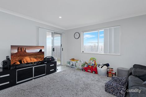 Property photo of 14 Mieka Crescent Pimpama QLD 4209