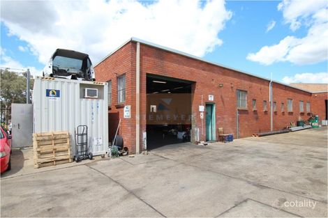 9 Regent Cres, Moorebank, NSW 2170