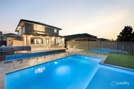 4 Allen St, Oran Park, NSW 2570