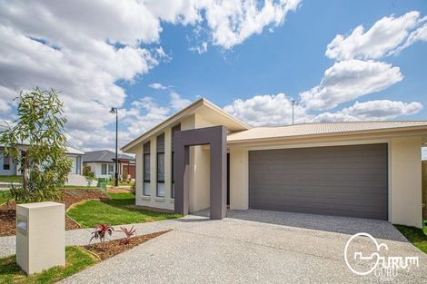 1 Bladensburg St, South Ripley, QLD 4306
