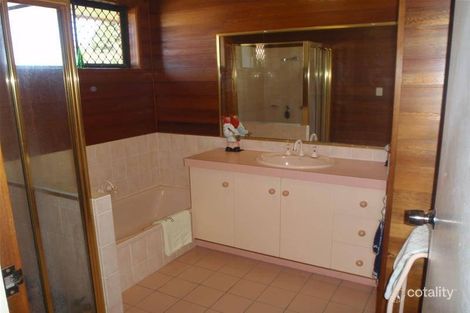 Property photo of 32 Pizzey Street Kepnock QLD 4670