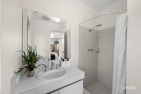 Property photo of 3 Laguna Rise Mullaloo WA 6027