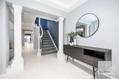 Property photo of 98 Taylors Hill Boulevard Taylors Hill VIC 3037