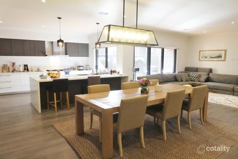 Property photo of 3 Hibernia Place Cranbourne East VIC 3977