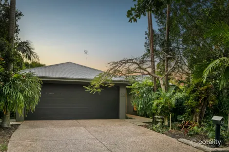 22 DAVID ST, NOOSA HEADS, QLD 4567