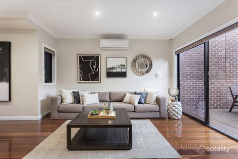 Property photo of 2/33 Blackburn Road Doncaster East VIC 3109