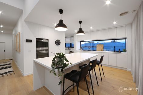 Property photo of 3 Perry Place Lysterfield VIC 3156