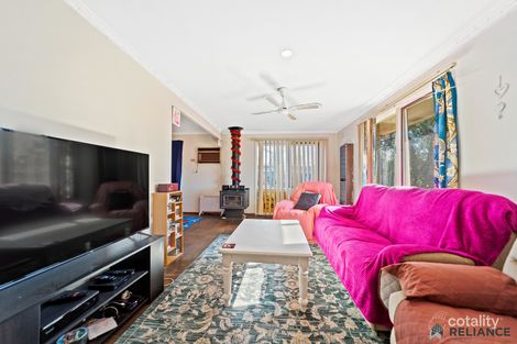 Property photo of 8 Nirvana Place Melton West VIC 3337