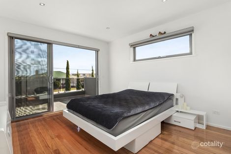 Property photo of 1/6 Fenacre Street Strathmore VIC 3041