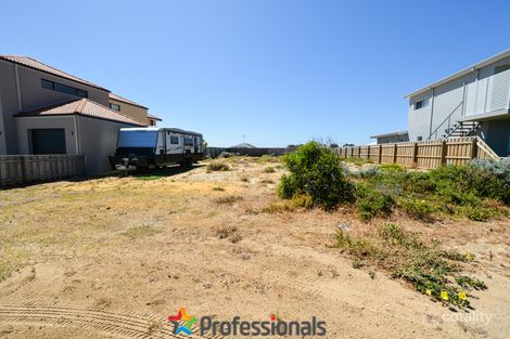 102 Boardwalk Bvd, Halls Head, WA 6210