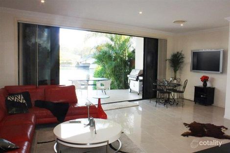 Property photo of 2/185 Stanhill Drive Surfers Paradise QLD 4217