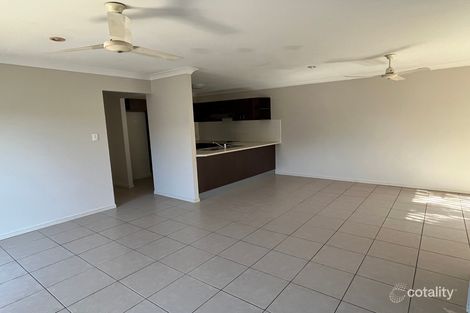 Property photo of 2/2 Adonis Court Rothwell QLD 4022