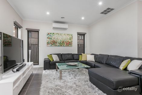 Property photo of 11 Tuross Crescent South Morang VIC 3752