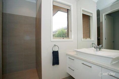 Property photo of 13 Killara Court Sandhurst VIC 3977