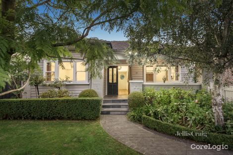 Property photo of 28 Murrumbeena Crescent Murrumbeena VIC 3163