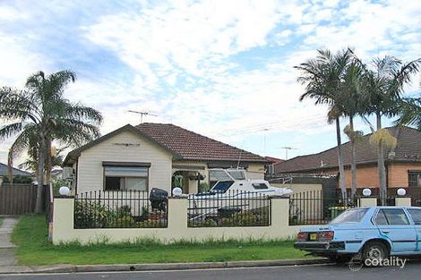 64 Madeline St, Fairfield West, NSW 2165