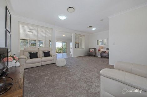Property photo of 72 Flame Tree Crescent Carindale QLD 4152