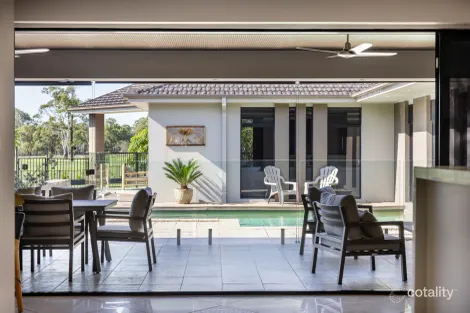 Property photo of 6 Sturt Place Taree NSW 2430