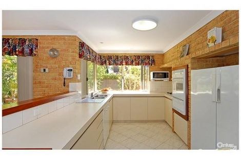 Property photo of 2 Dupain Court Dianella WA 6059