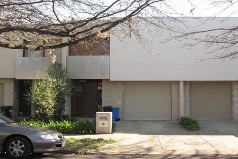 8 Kaikoura Ave, Hawthorn East, VIC 3123