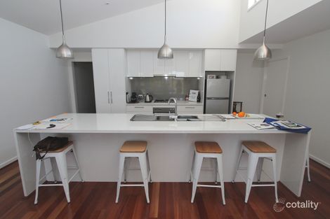 Property photo of 5 Hawick Place Warrnambool VIC 3280
